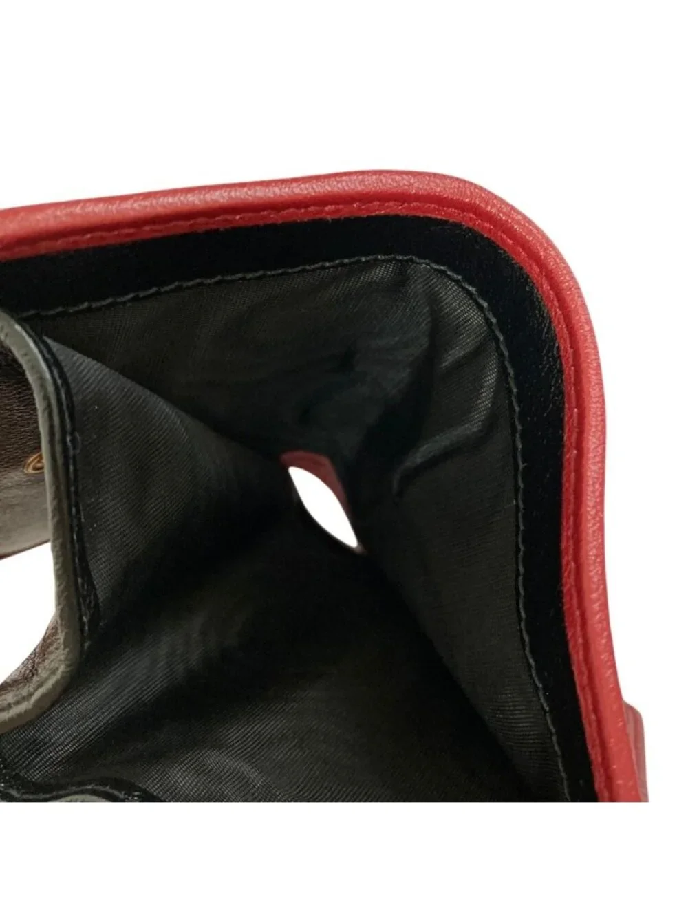 Gucci GG Marmont Quilted Compact Wallet Black - Picture 9 of 13